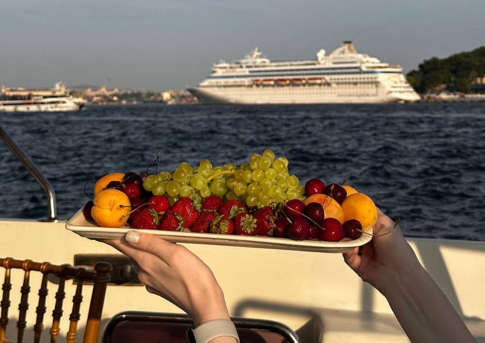 Yacht Cruise with Small Groups with Snacks starting at 14:00-8