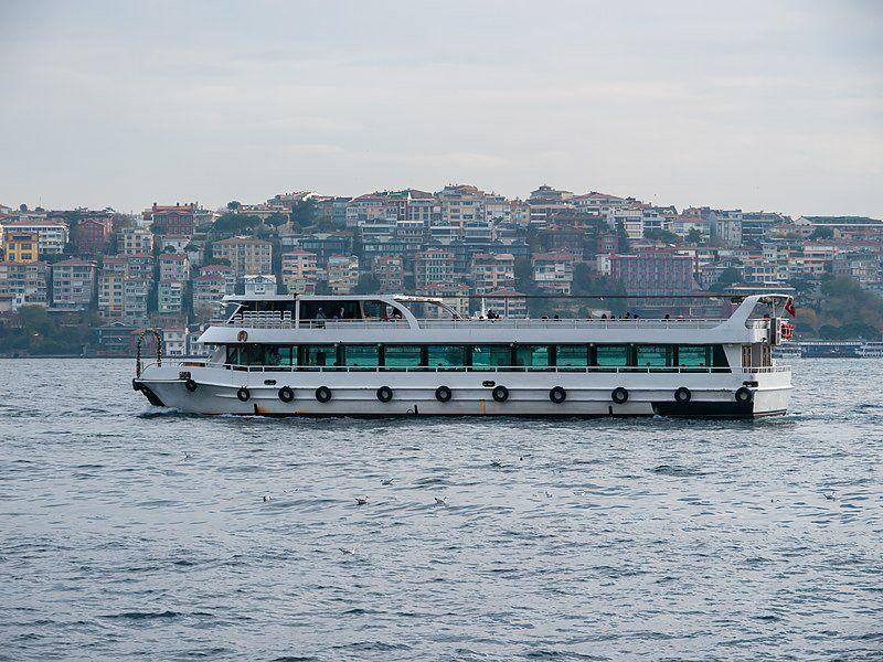 Iftar Program, Bosphorus Cruise, Whirling Dervish Show and Iftar Program with Live Music-3