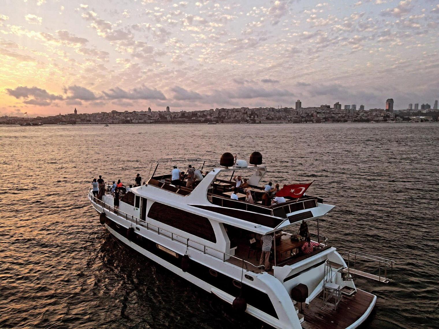 Bosphorus Golden Sunset Cruise on Yacht-28