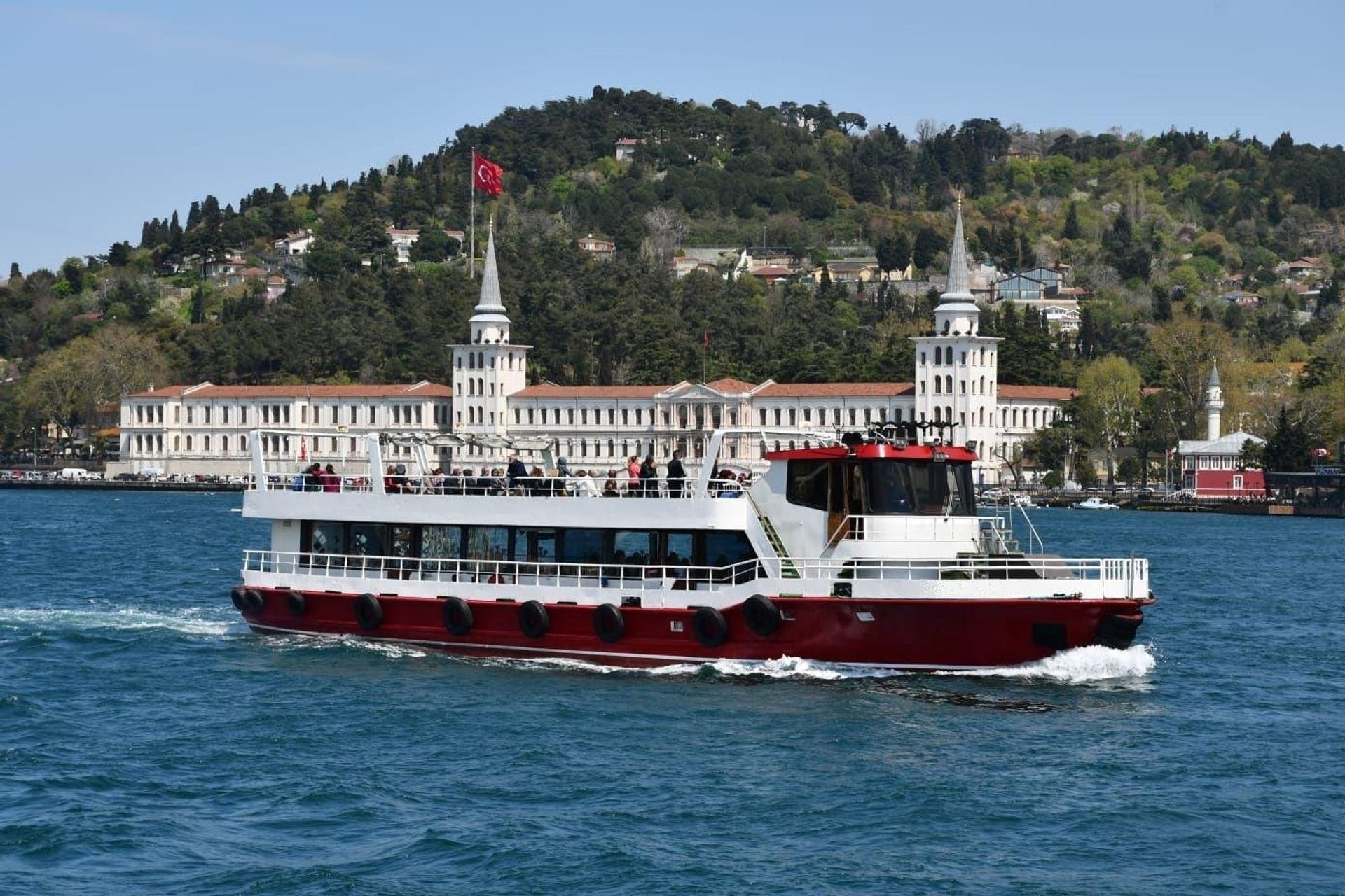 Zilli Zarife ile İstanbul Boğazı’nda Unutulmaz Eğlence Turu - photo 2