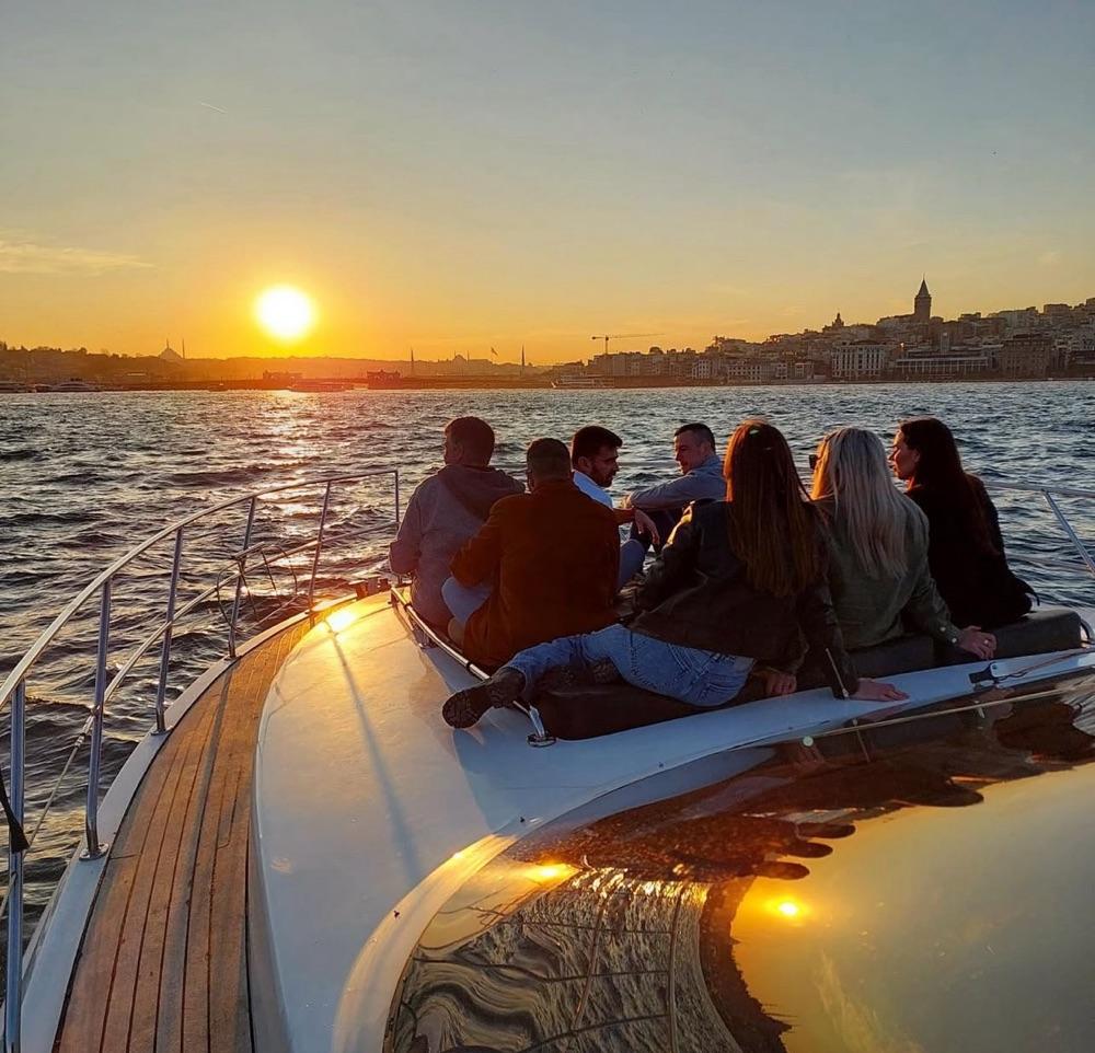 ISTANBUL BOSPHORUS MORNING TOUR STARTING FROM KARAKÖY-0