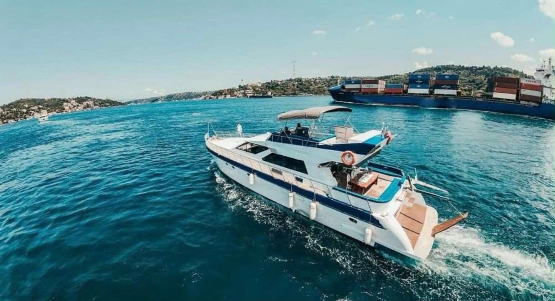 Private Yacht Breakfast Cruise on the Bosphorus in Istanbul | Turkish-Style Breakfast & Scenic Cruise - photo 1