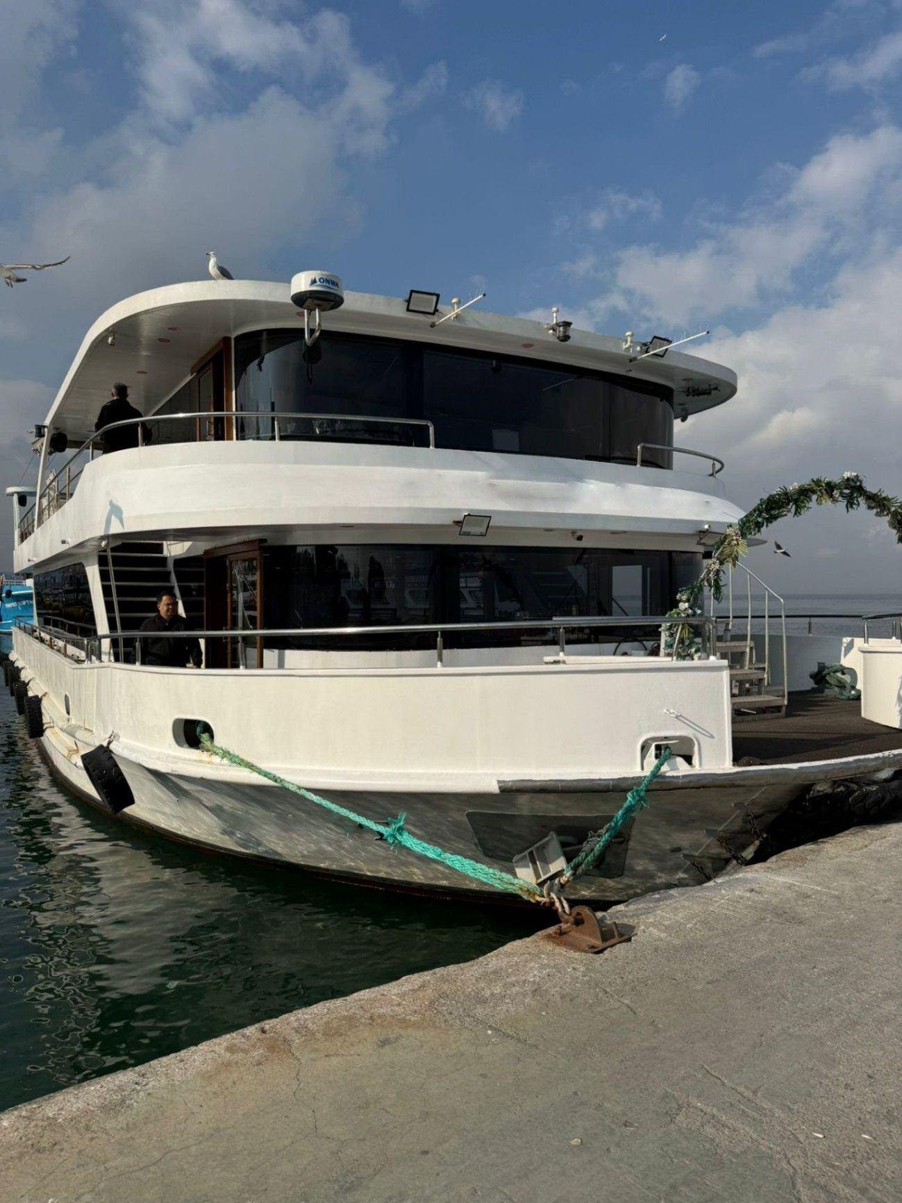 Üsküdar ve Unkapanı Kalkışlı Lüks Teknede İftar Turu-1