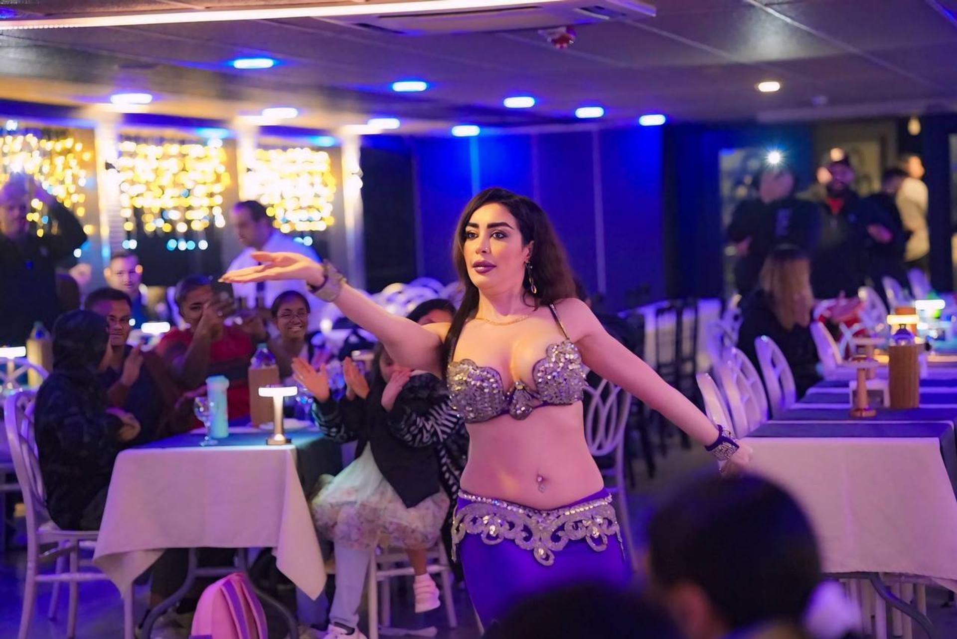 Boğaz'da Yemekli Türk Gecesi Şovlar - photo 3