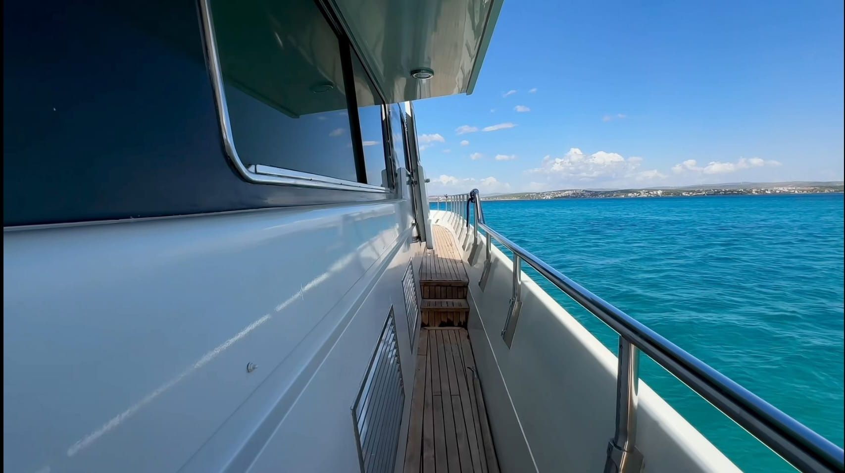 Canados 20m Motor Yacht