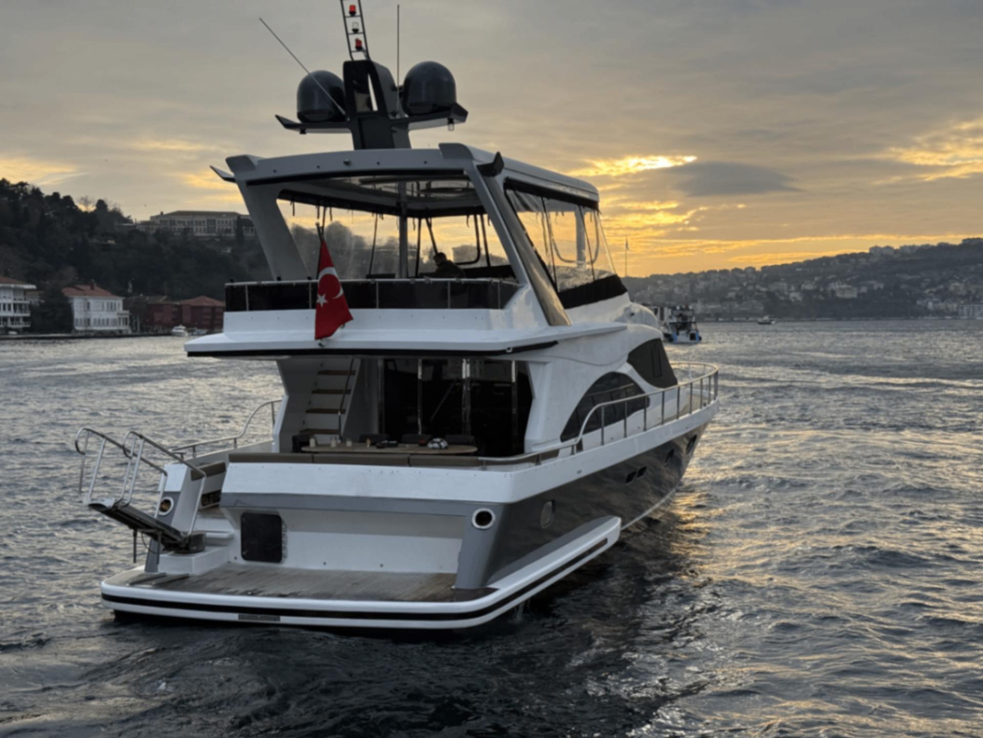 Kiralık Özel yapım 19m Motoryat - 292 - photo 5