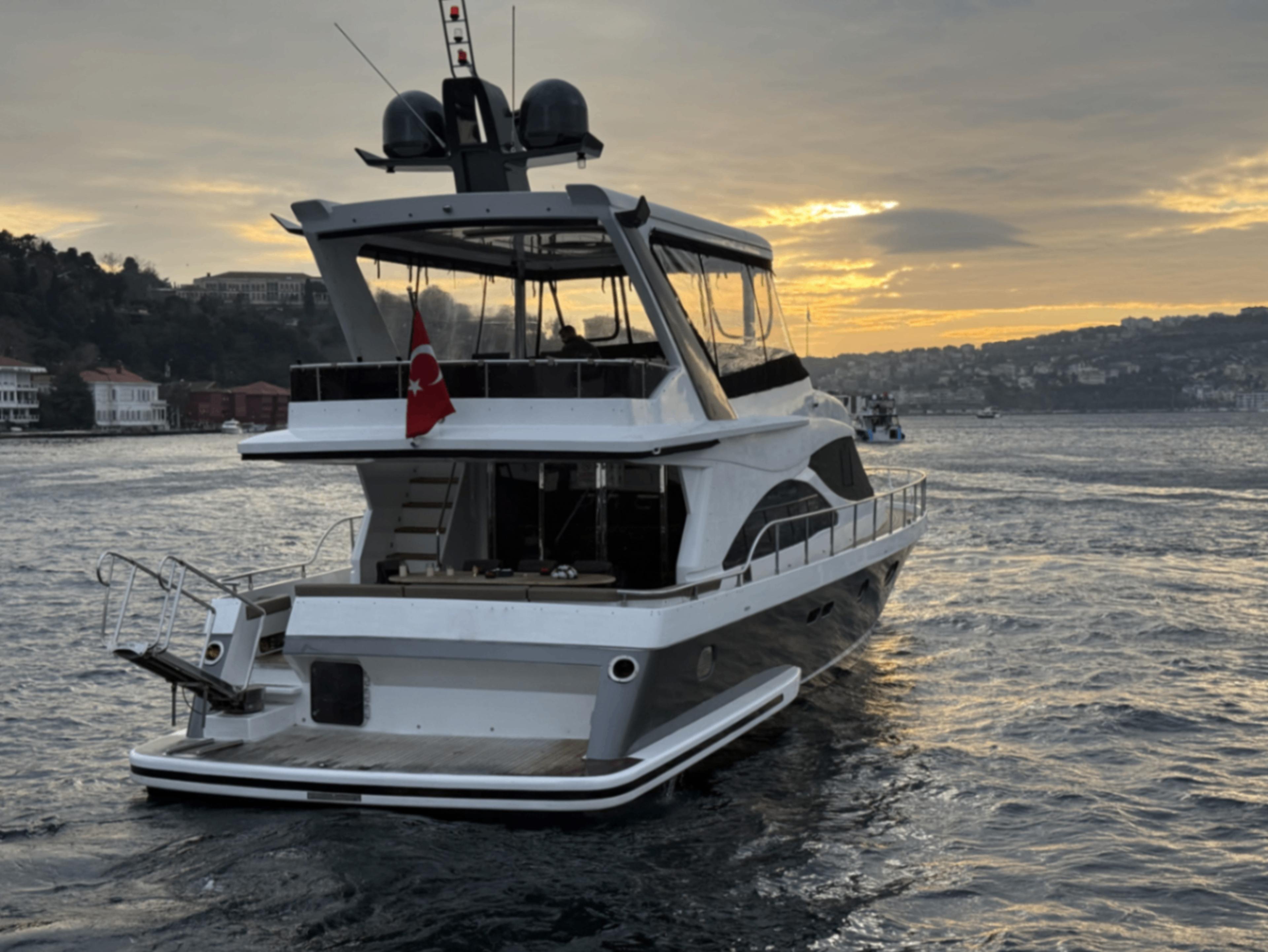 Kiralık Özel yapım 19m Motoryat - 292 - photo 5