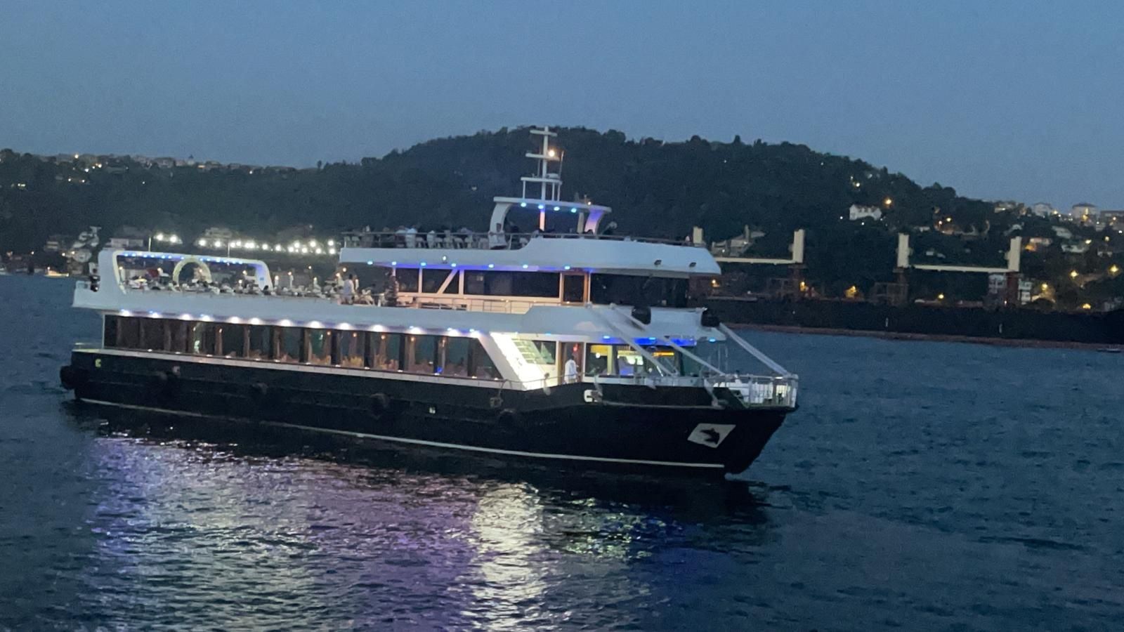 Özel yapım 37m Davet Gemisi