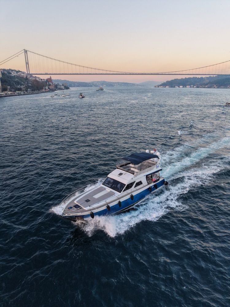 Özel yapım 19m Motoryat