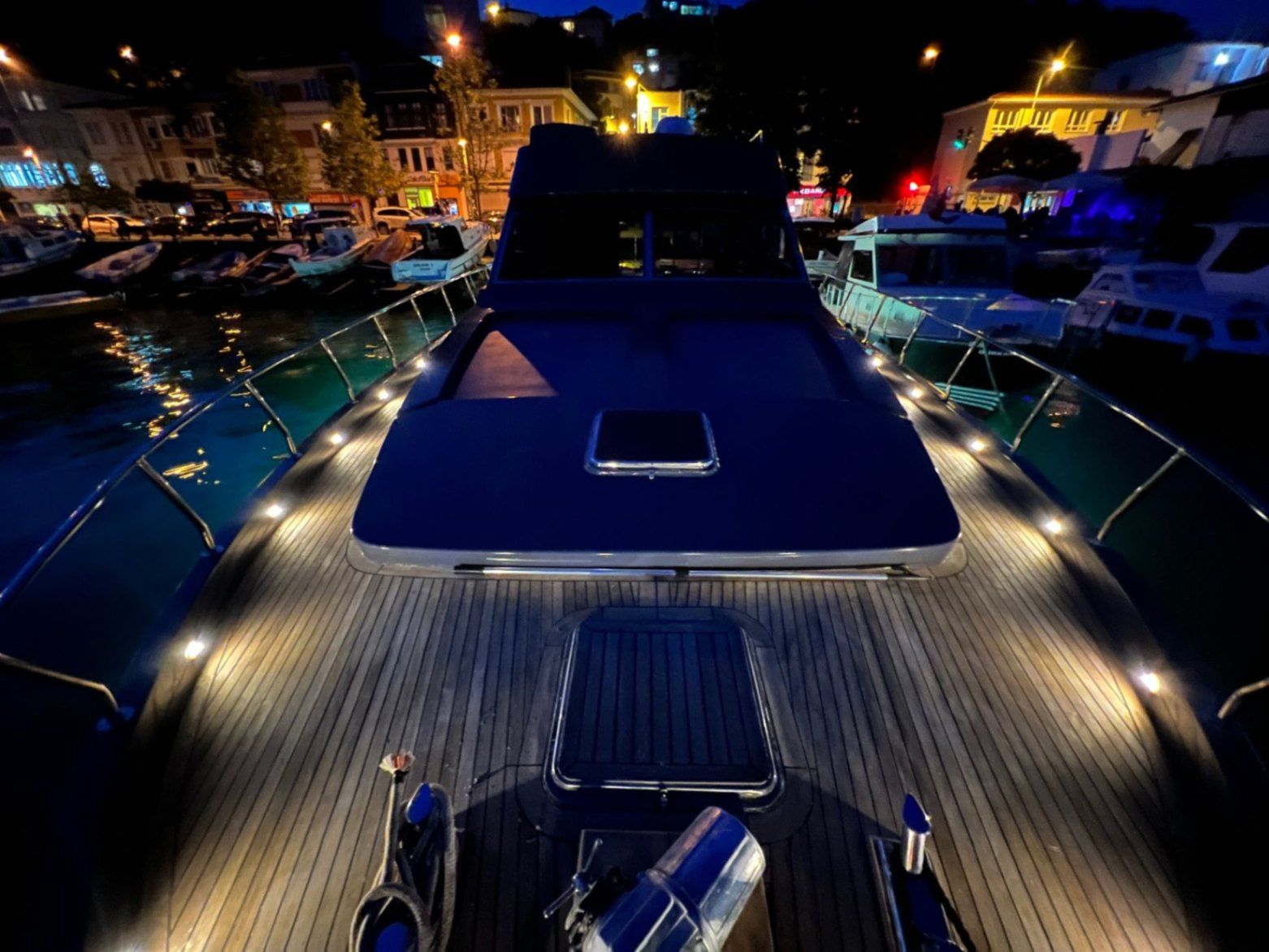 Özel yapım 21m Motoryat