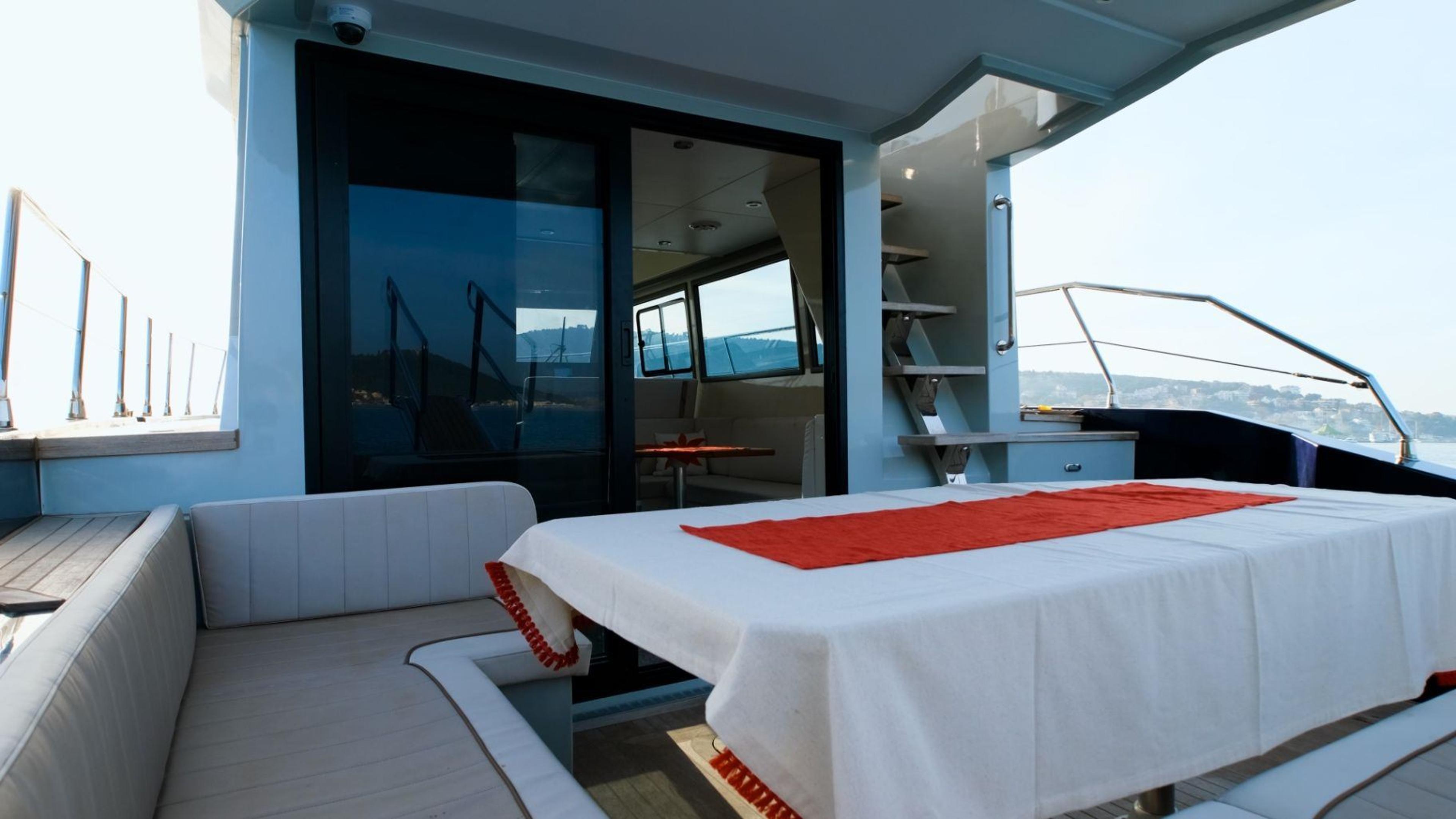 Rental Custom made 13m Motor Yacht - 633 - photo 25