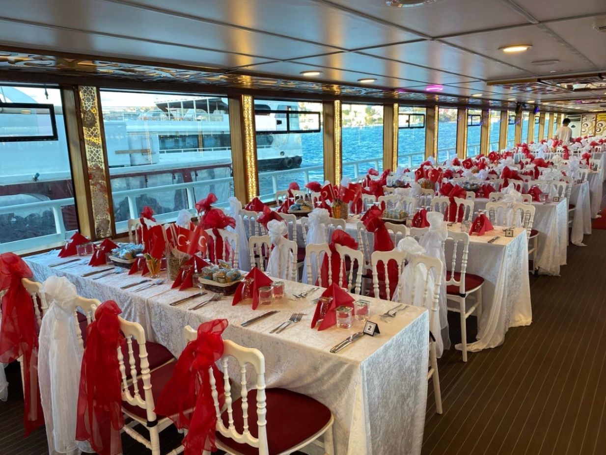 Özel yapım 38m Davet Gemisi