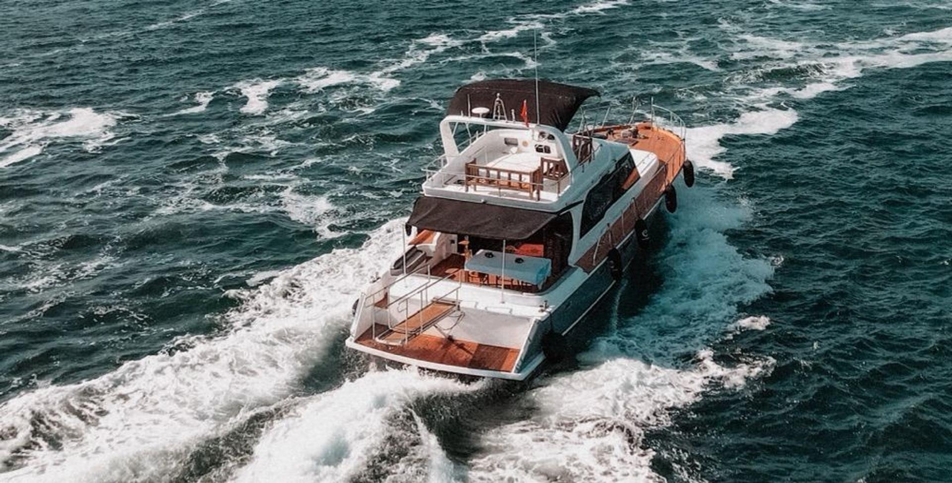 Kiralık Özel yapım 16m Motoryat - 140 - photo 11