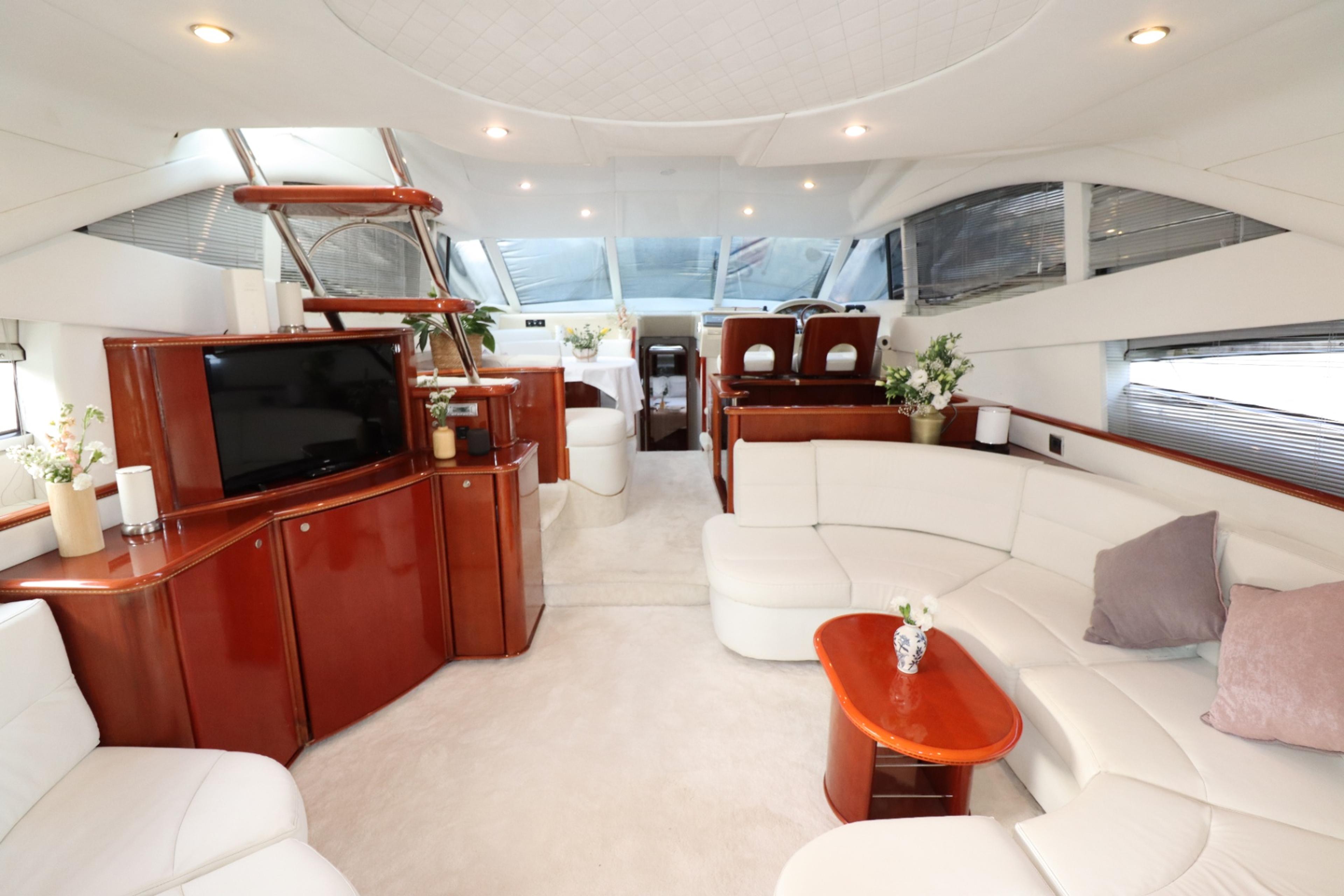 Kiralık Princess 18m Motoryat - 645 - photo 17