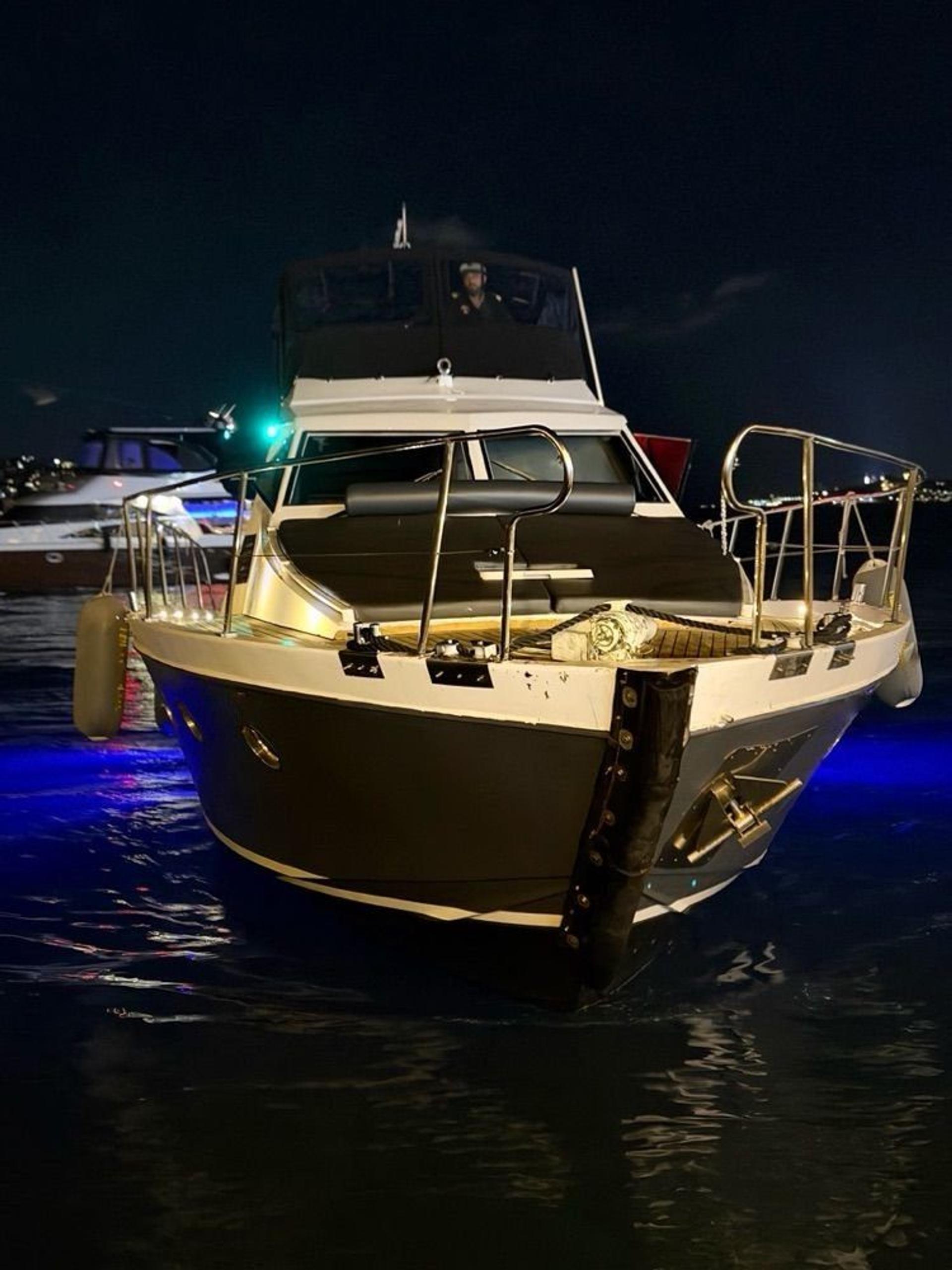 Kiralık Ferretti Yachts 13m Motoryat - 1139 - photo 5