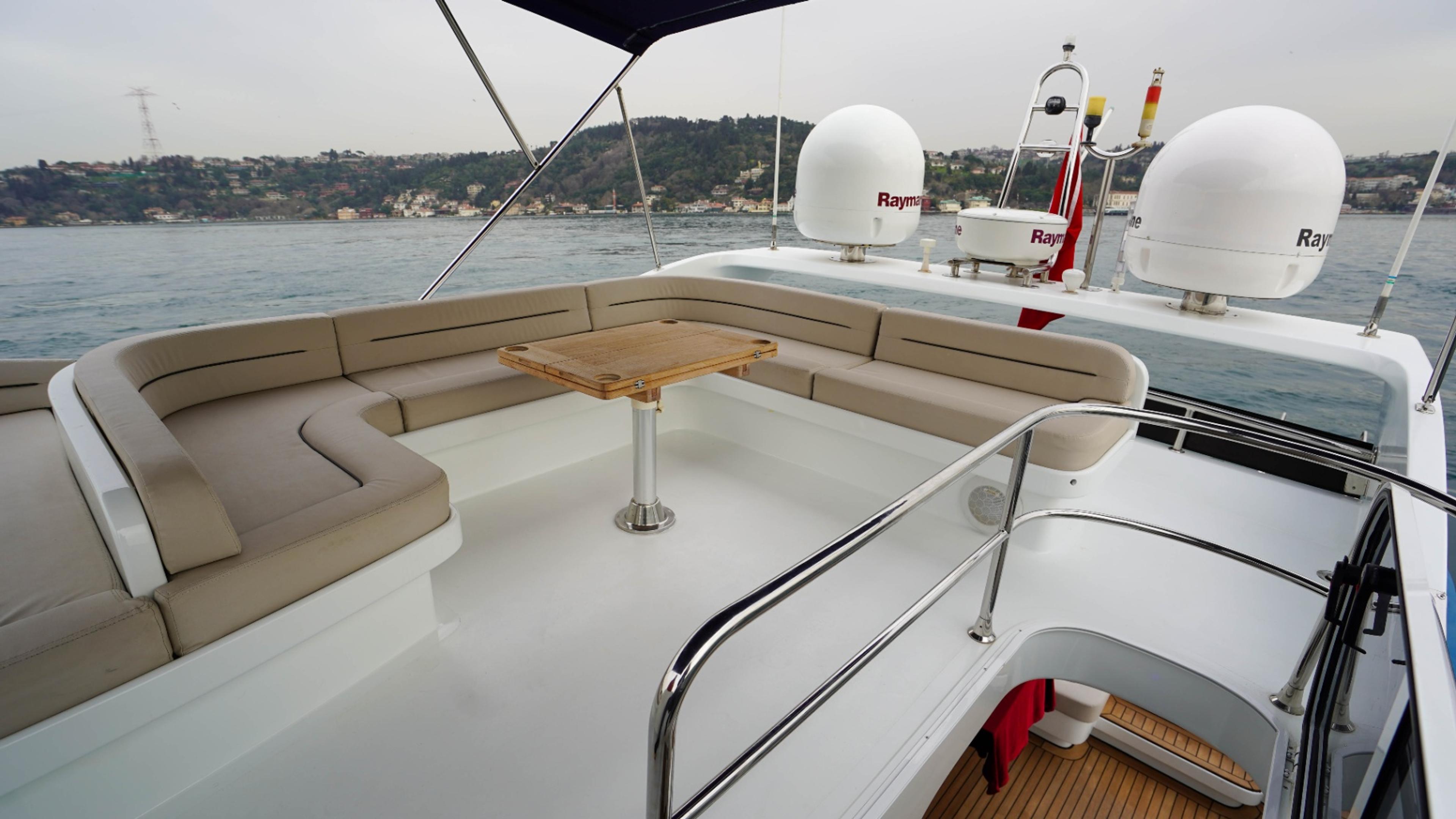 Rental Custom made 17m Motor Yacht - 841 - photo 4