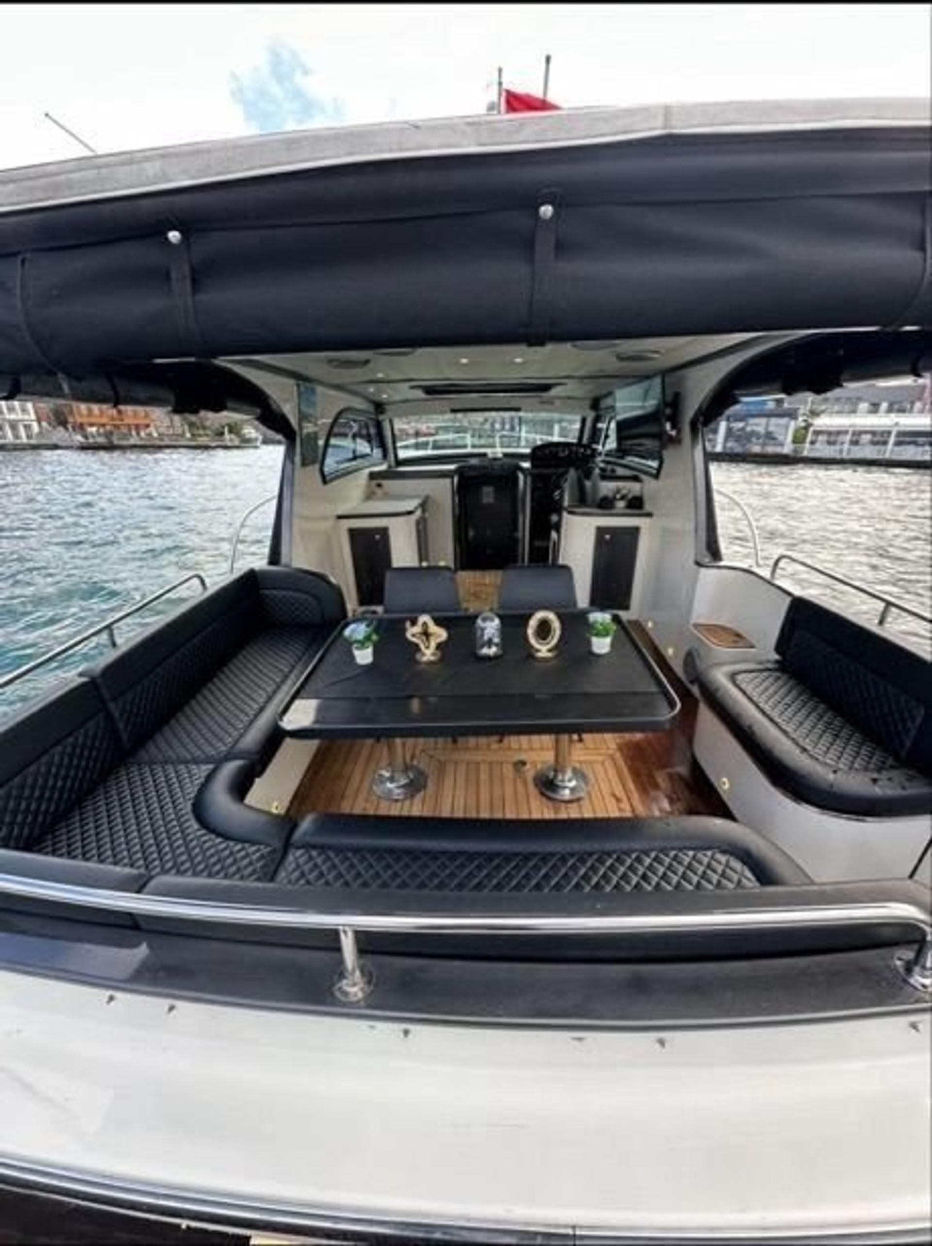 Rental Custom made 13m Motor Yacht - 1102 - photo 9