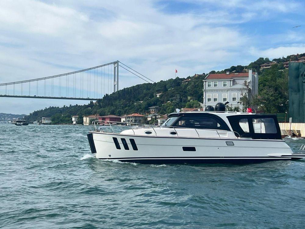 Rental Custom made 12m Motor Yacht - 1121 - photo 2