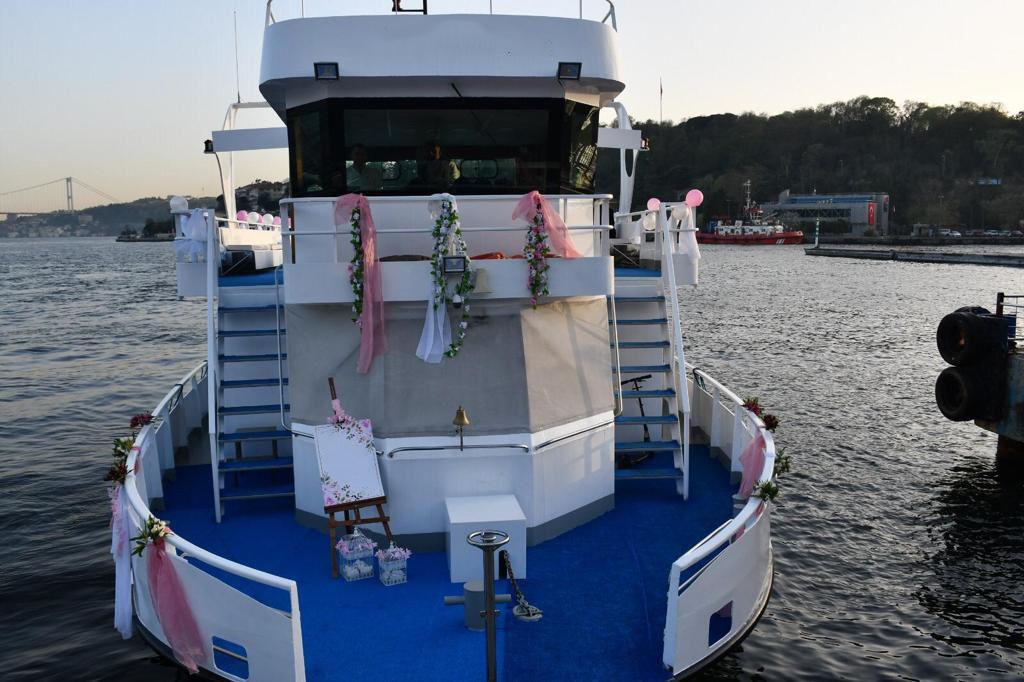 Rental Custom made 20m Party Boat - 432-4