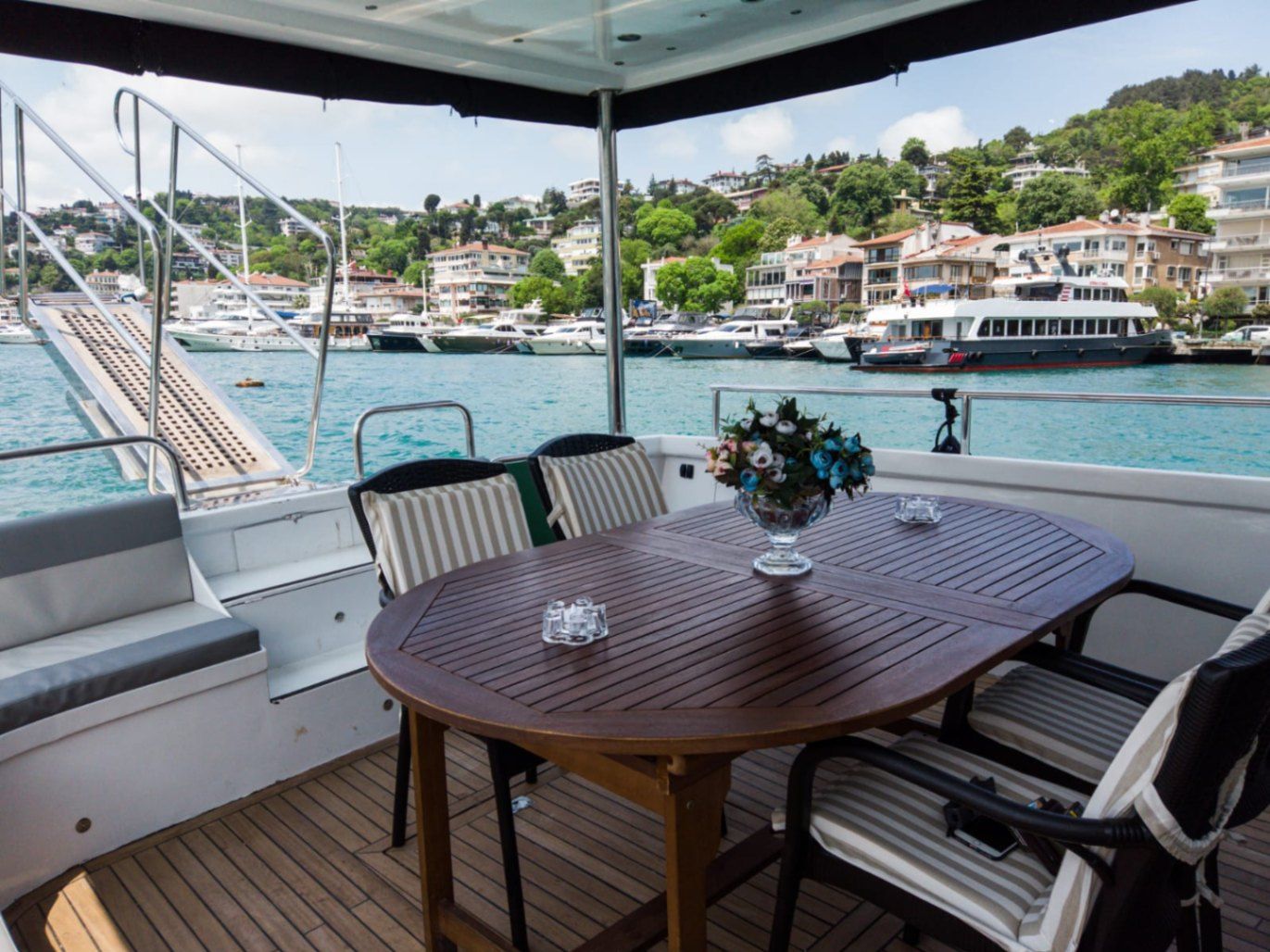 Özel yapım 17m Motoryat