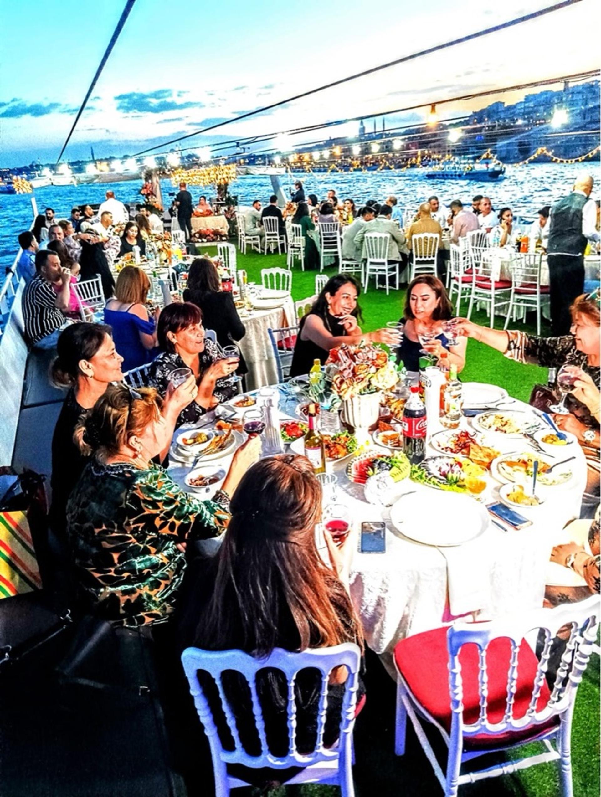 Rental Custom made 38m Party Boat - 22 - photo 8
