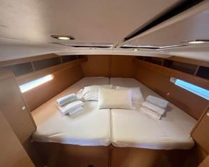 Jeanneau 14m Yelkenli