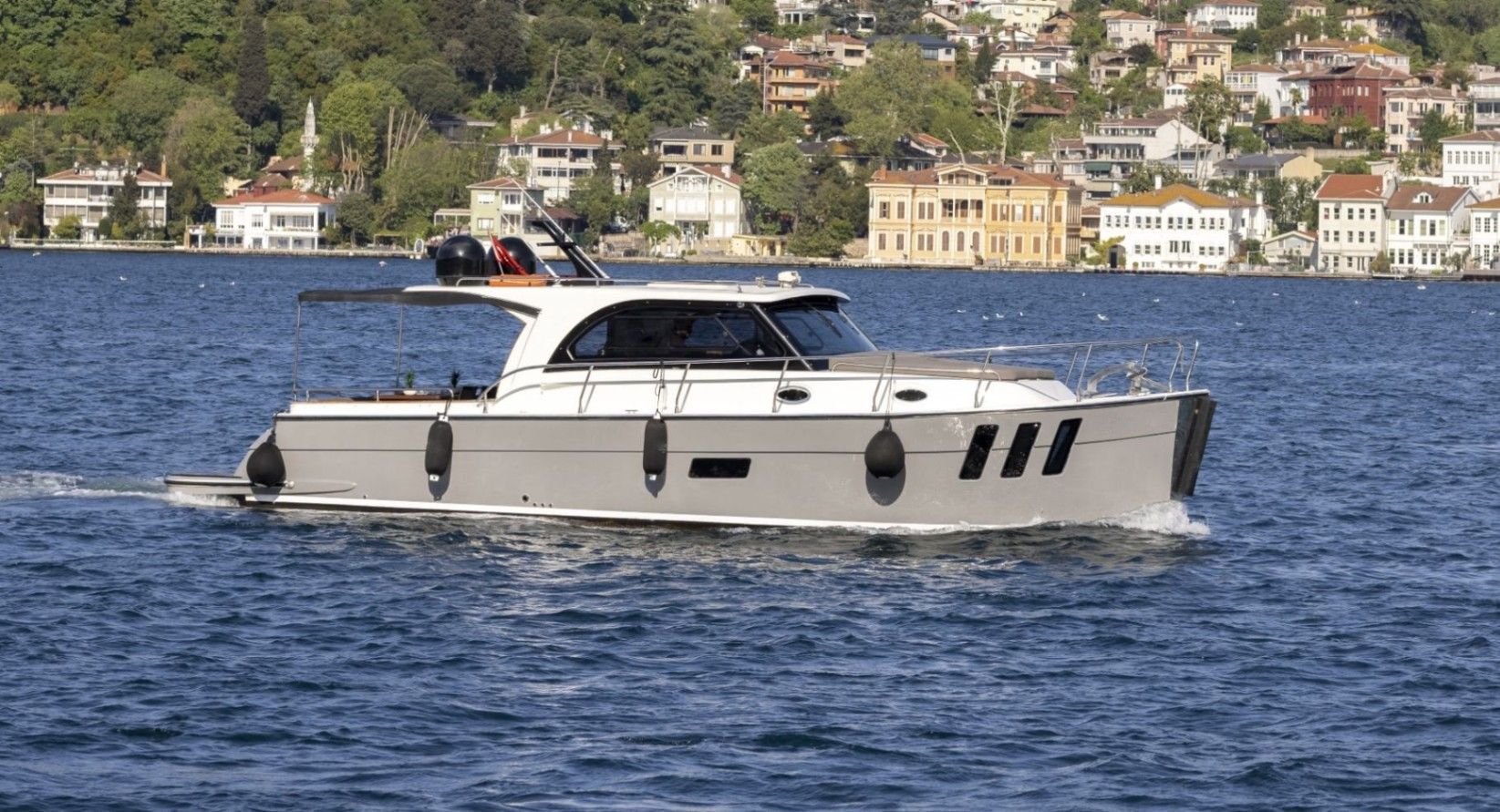 Özel yapım 12m Motoryat