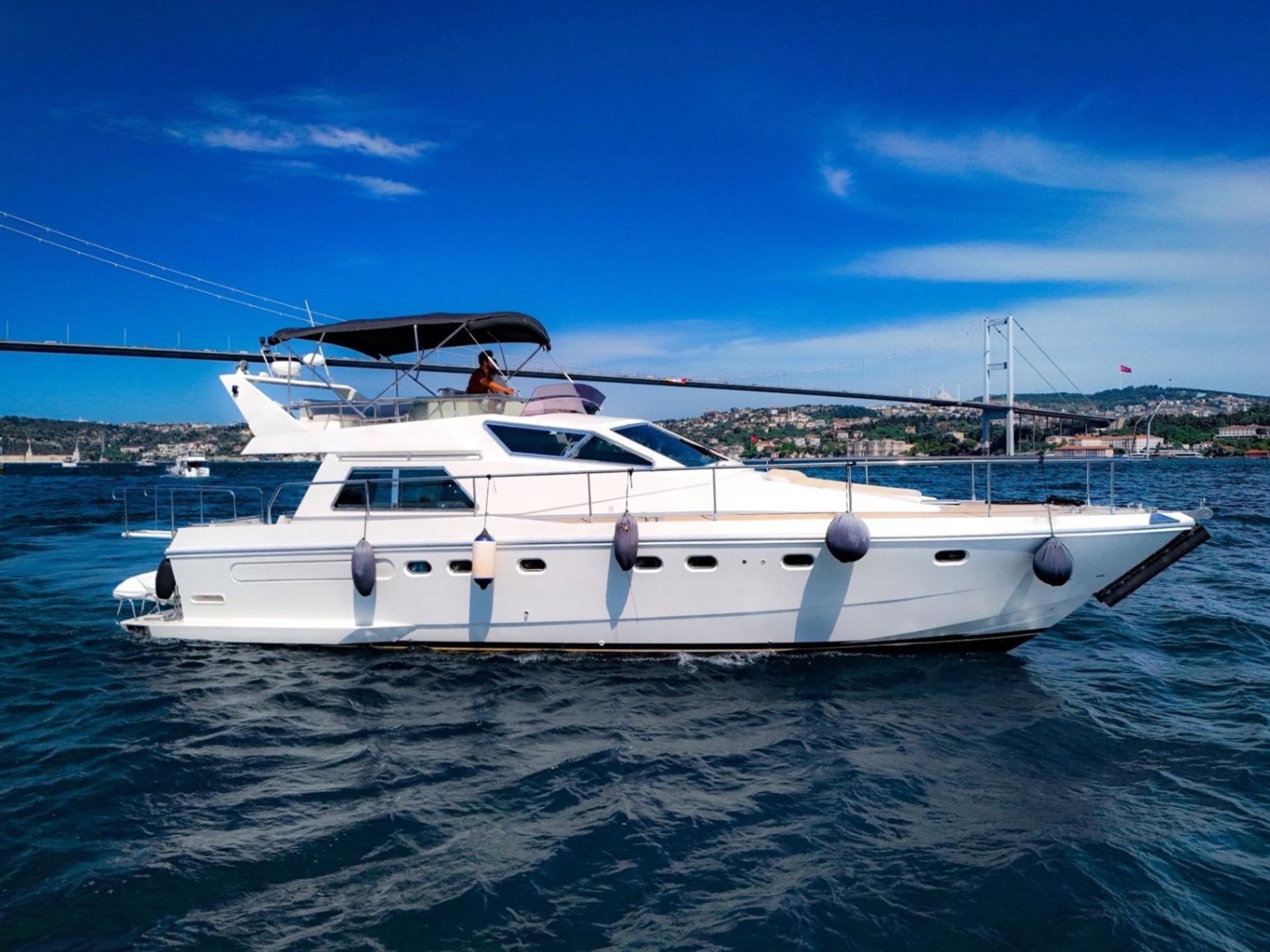Kiralık Ferretti Yachts 17m Motoryat - 847 - photo 1