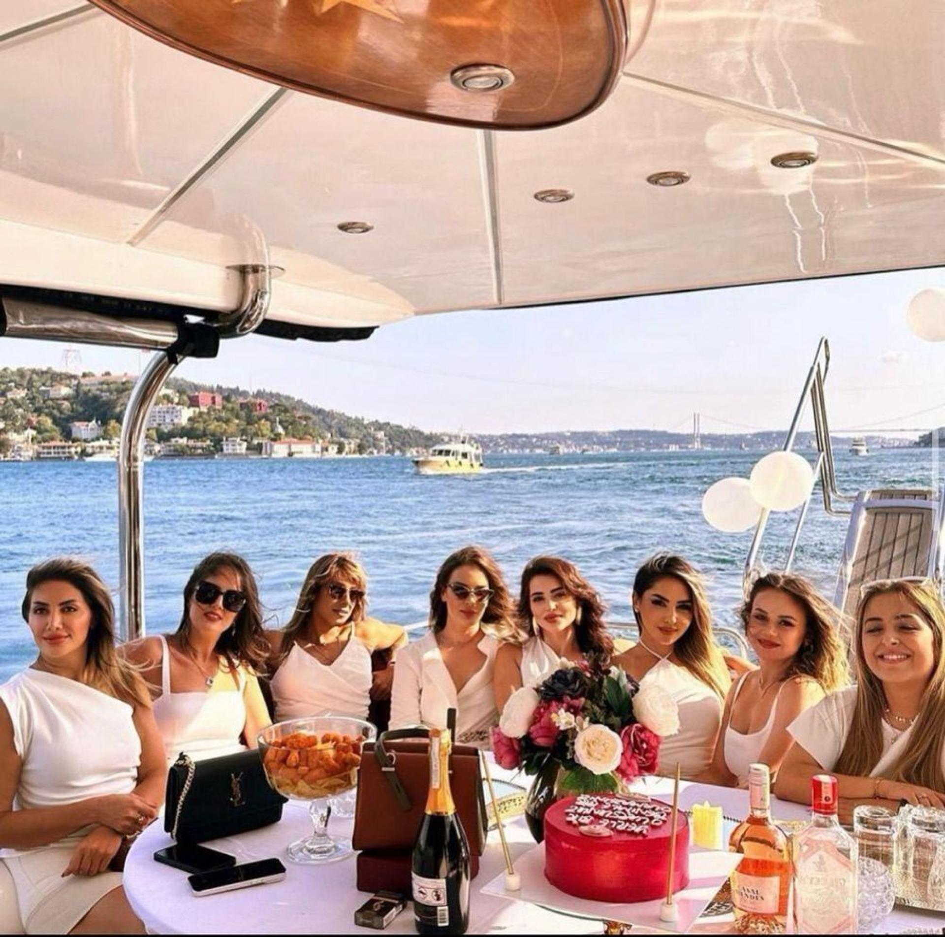 Kiralık Özel yapım 19m Motoryat - 453 - photo 9