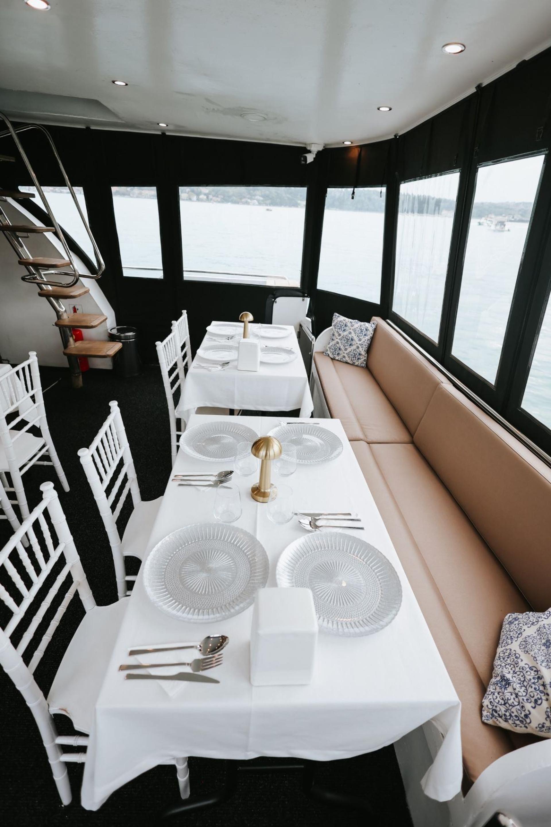 Rental Custom made 22m Motor Yacht - 1107 - photo 14