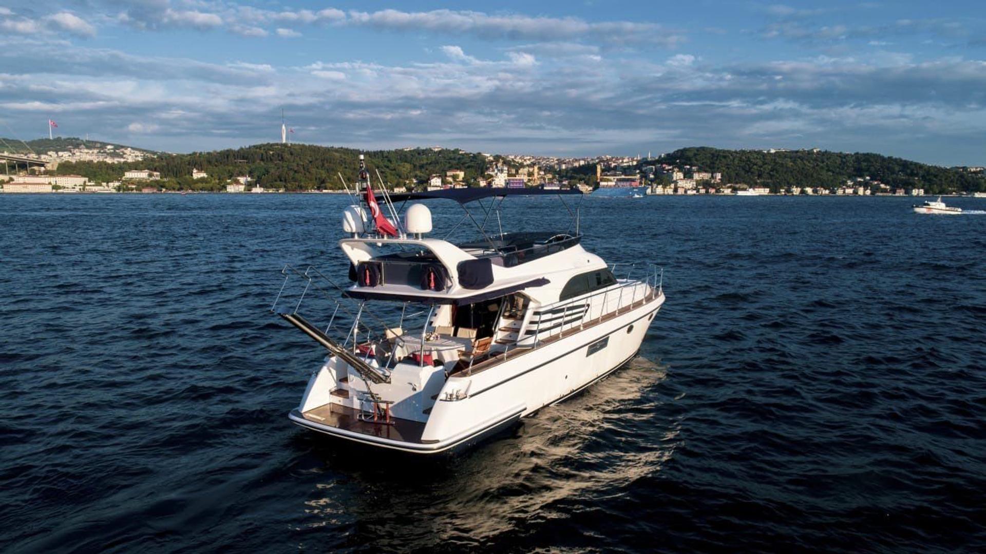Kiralık Özel yapım 17m Motoryat - 713 - photo 2