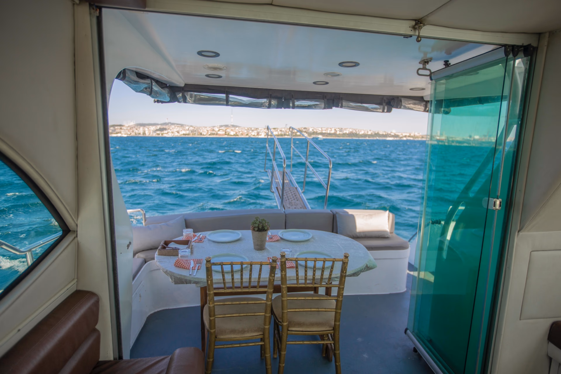 Rental Custom made 14m Motor Yacht - 212 - photo 10