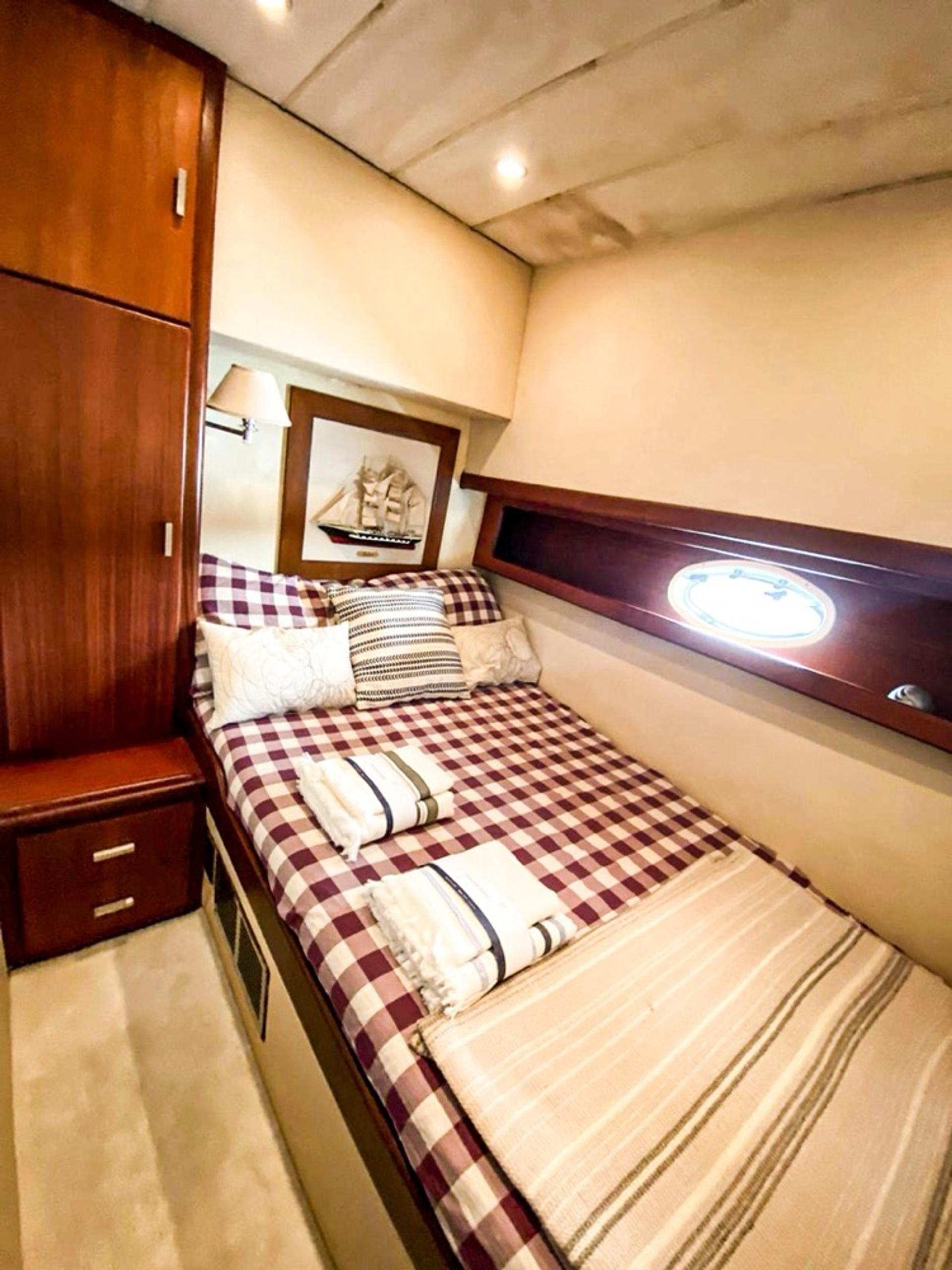 Rental Custom made 14m Motor Yacht - 547 - photo 17