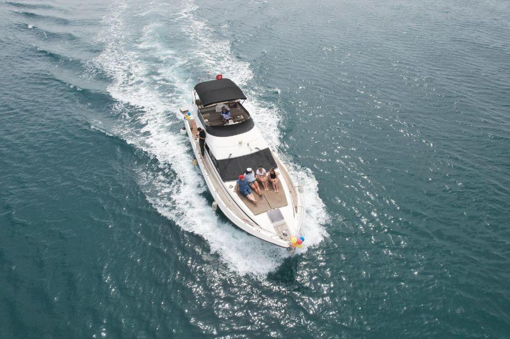 Rental Eurocraft 13m Motor Yacht - 566-33