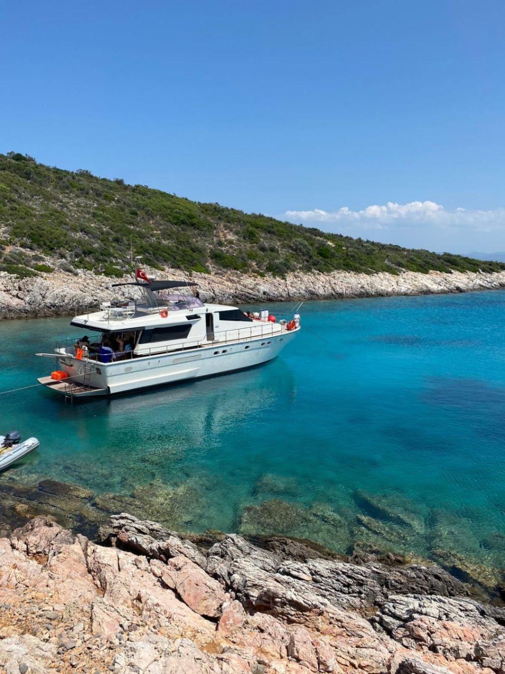 Rental San Lorenzo 17m Motor Yacht - 505-0