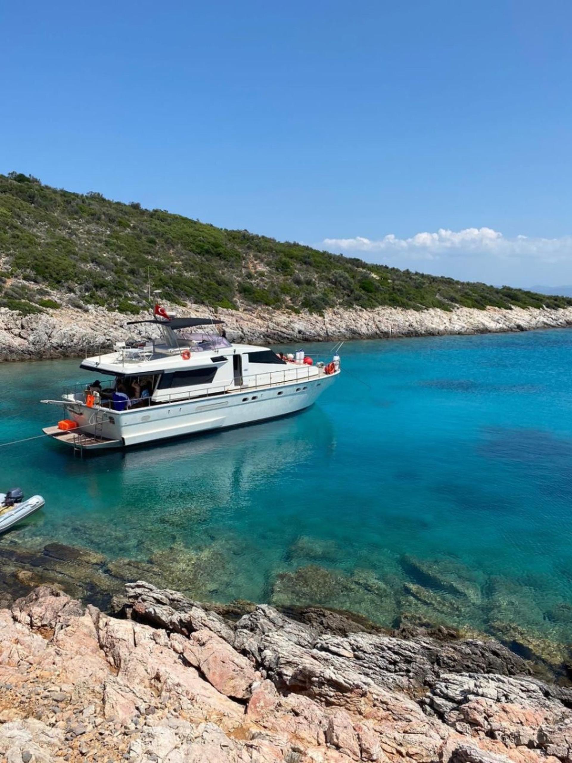 Kiralık San Lorenzo 17m Motoryat - 505 - photo 1
