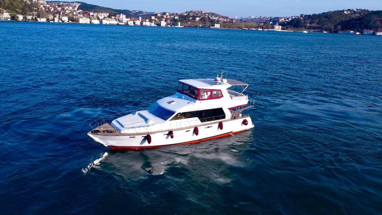 Rental Custom made 17m Motor Yacht - 82-0