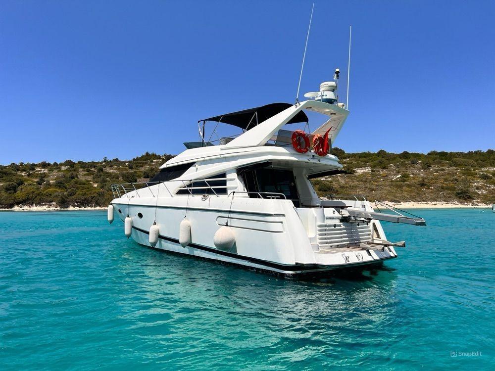 Rental Sunseeker 18m Motor Yacht - 546-2