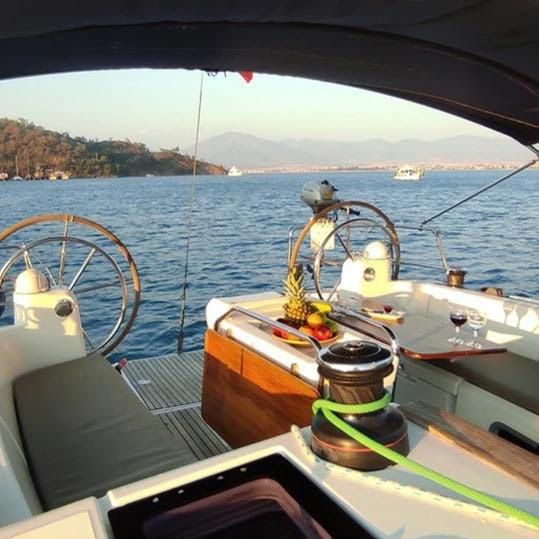 Jeanneau 14m Sailboat