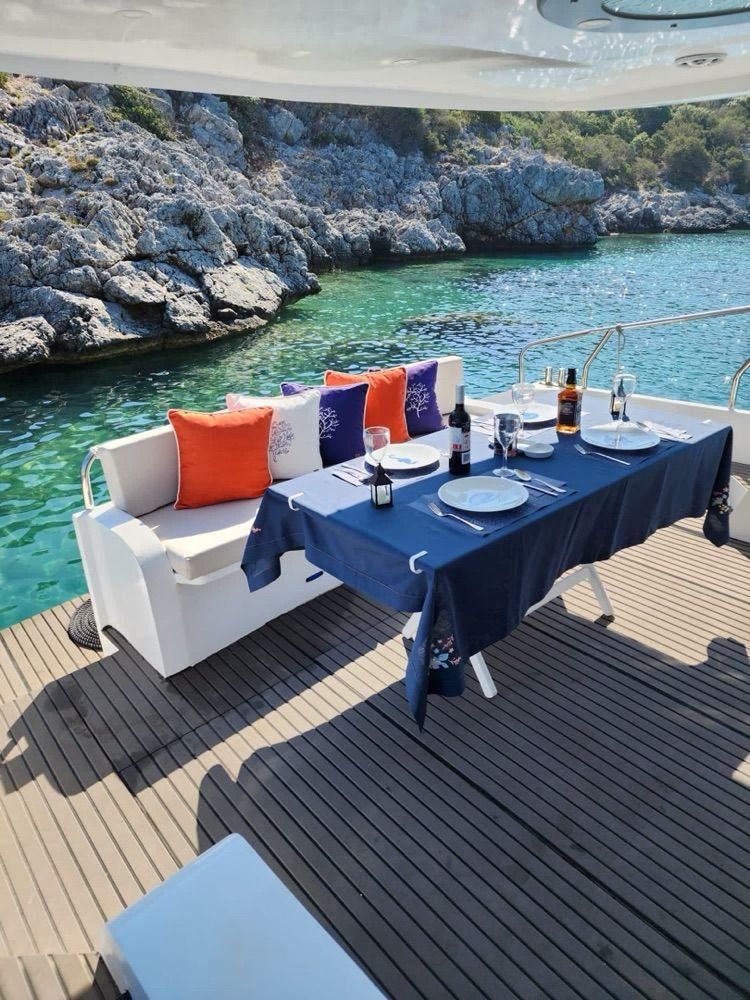 Özel yapım 14m Motoryat