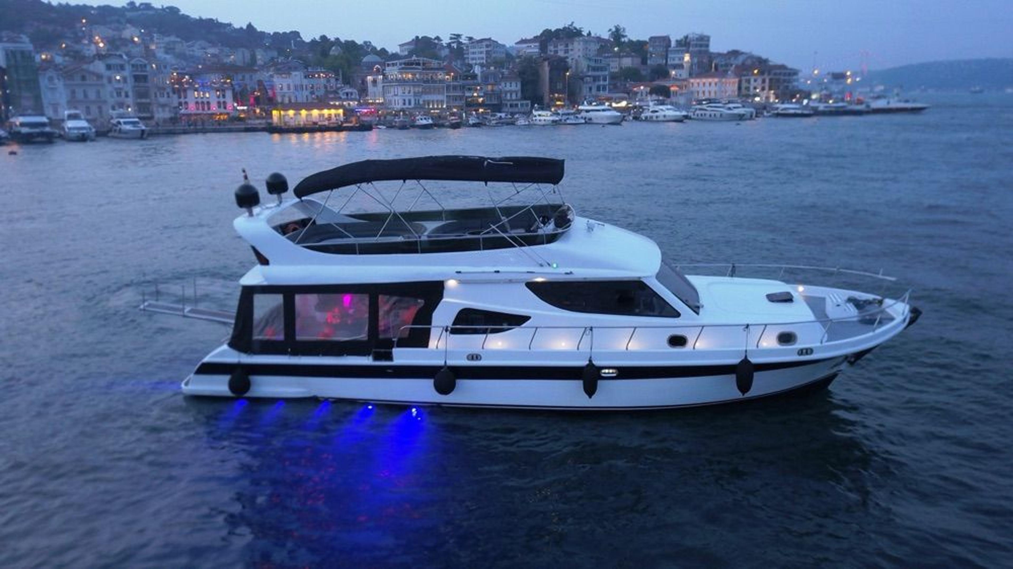 Kiralık Özel yapım 19m Motoryat - 204 - photo 4