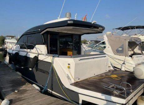 Kiralık Ocean Yachts 12m Motoryat - 694-9