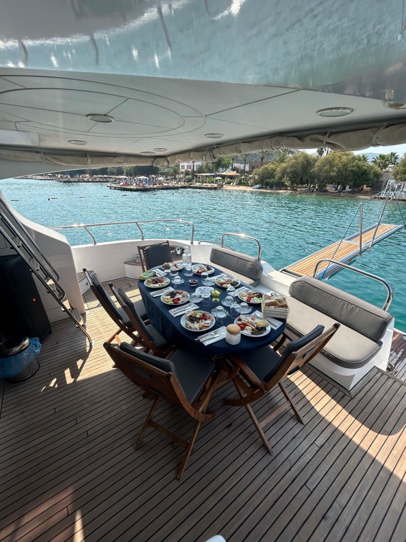 Özel yapım 21m Motoryat