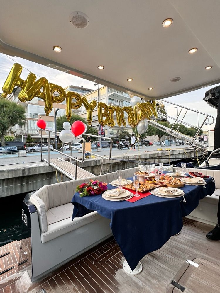 Özel yapım 14m Motoryat