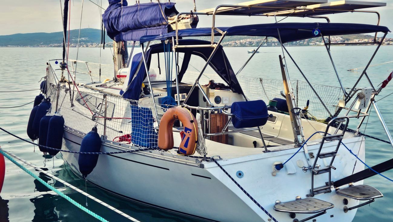 Jeanneau 11m Yelkenli