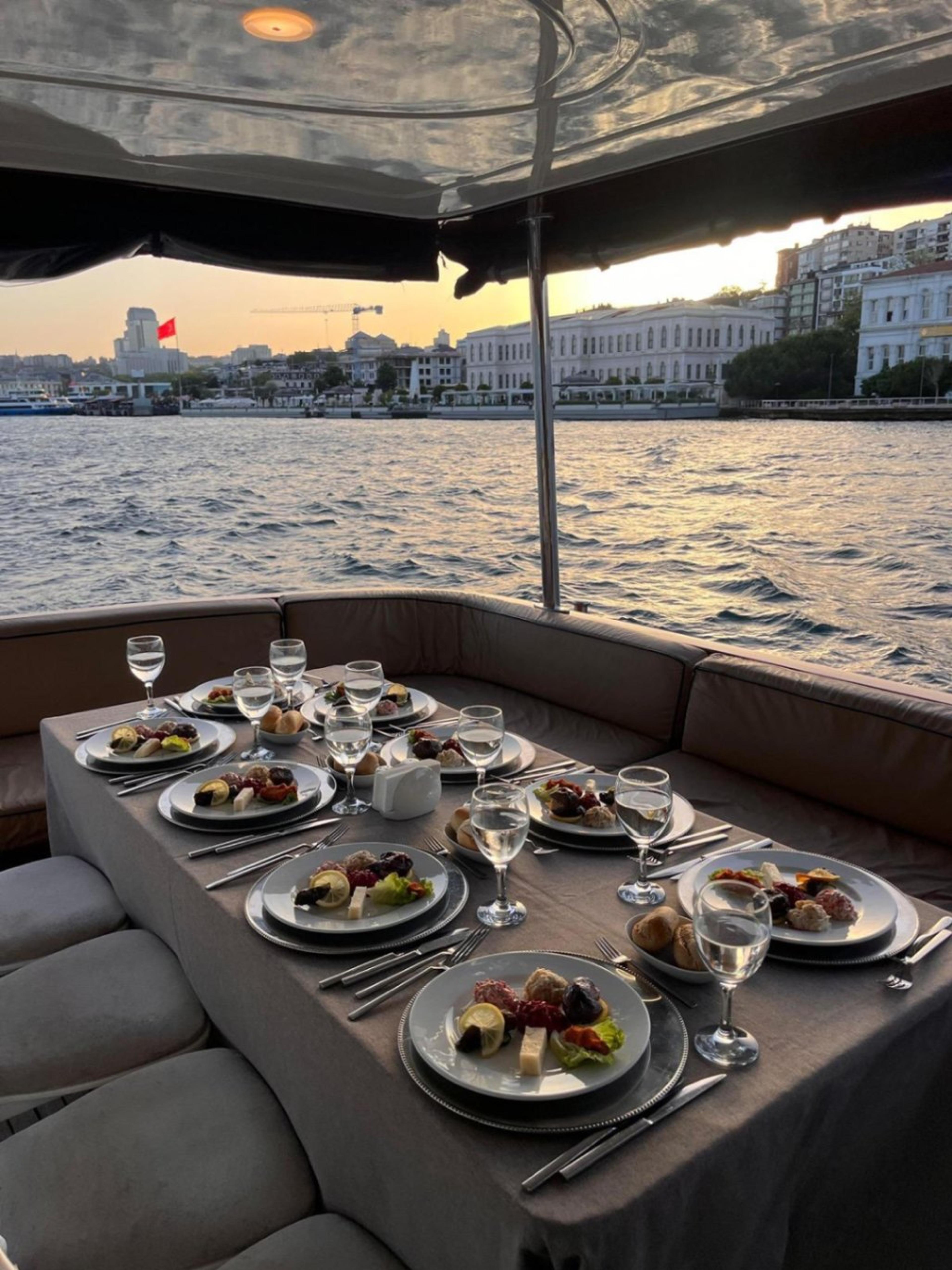 Rental Custom made 22m Party Boat - 224 - photo 4