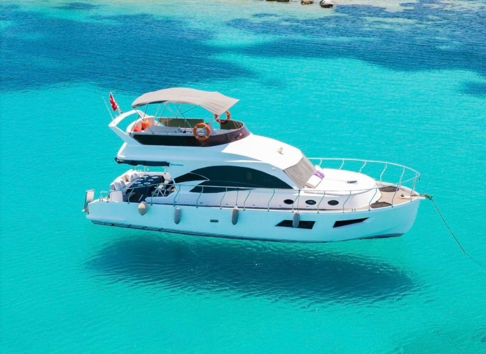 Kiralık Özel yapım 14m Motoryat - 400 - photo 1