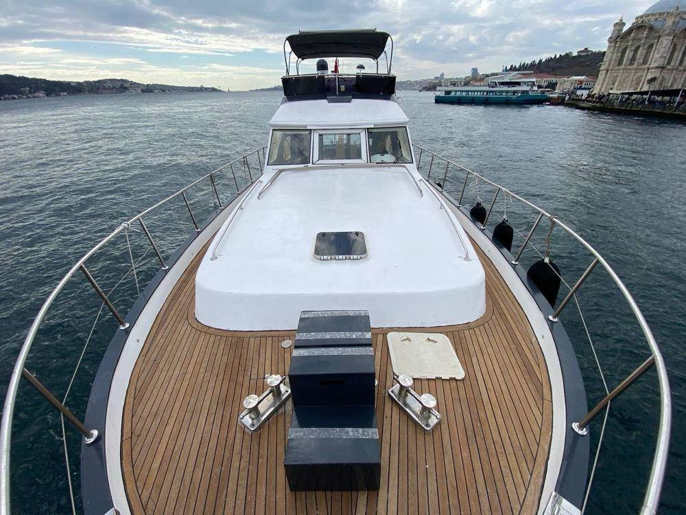 Rental Custom made 17m Motor Yacht - 411-6