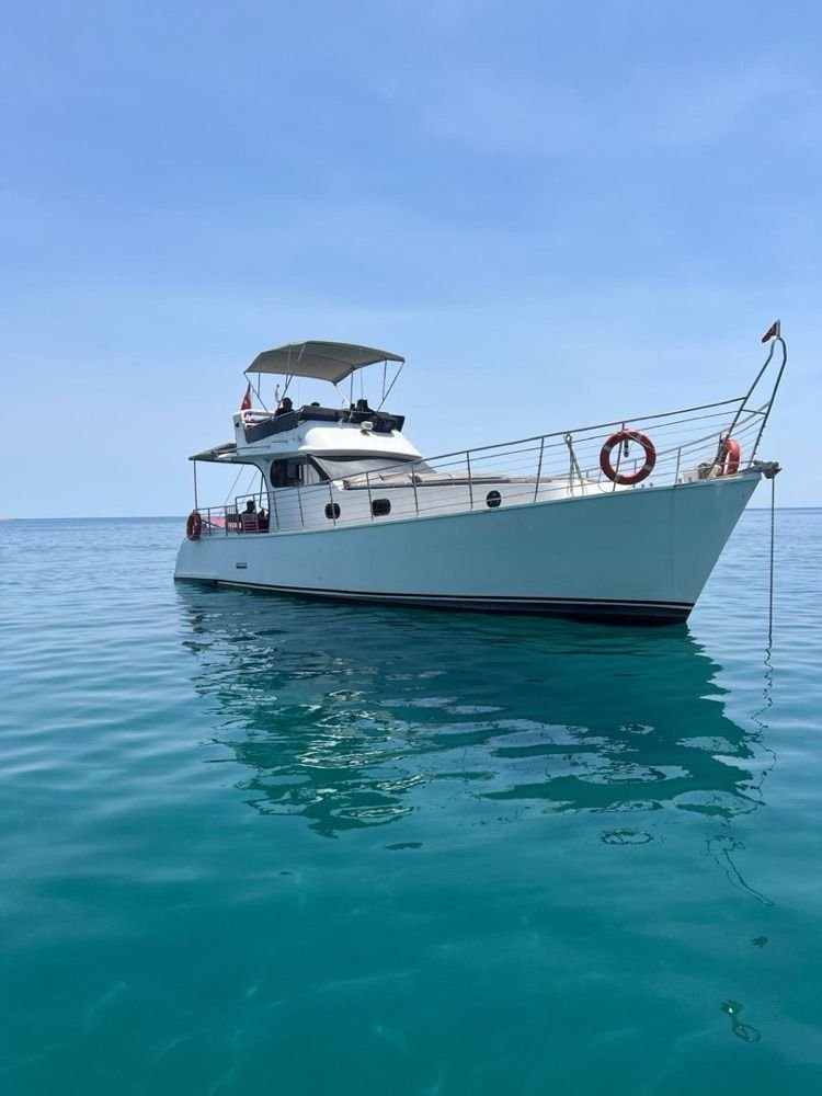 Özel yapım 14m Motoryat