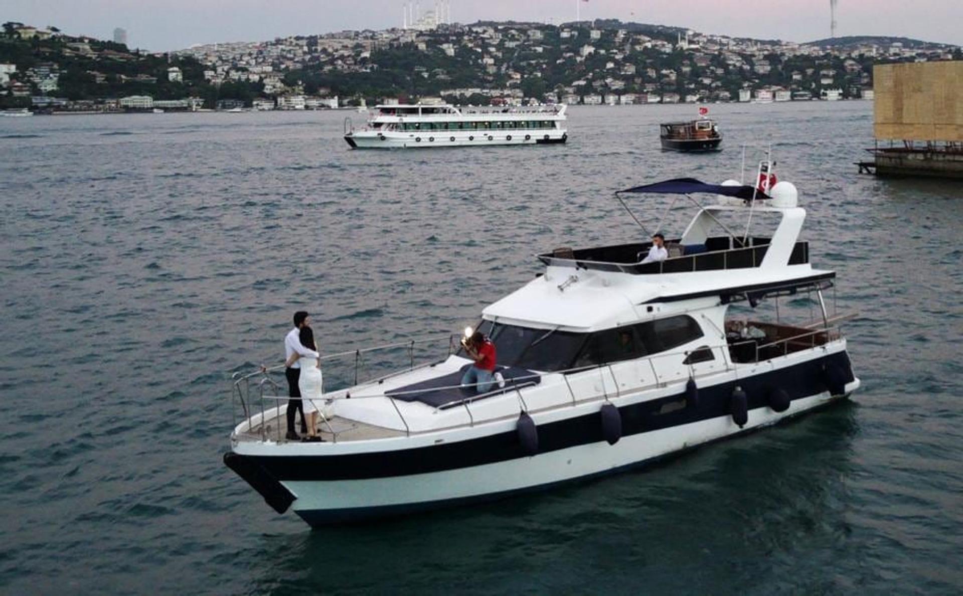 Kiralık Özel yapım 16m Motoryat - 219 - photo 1